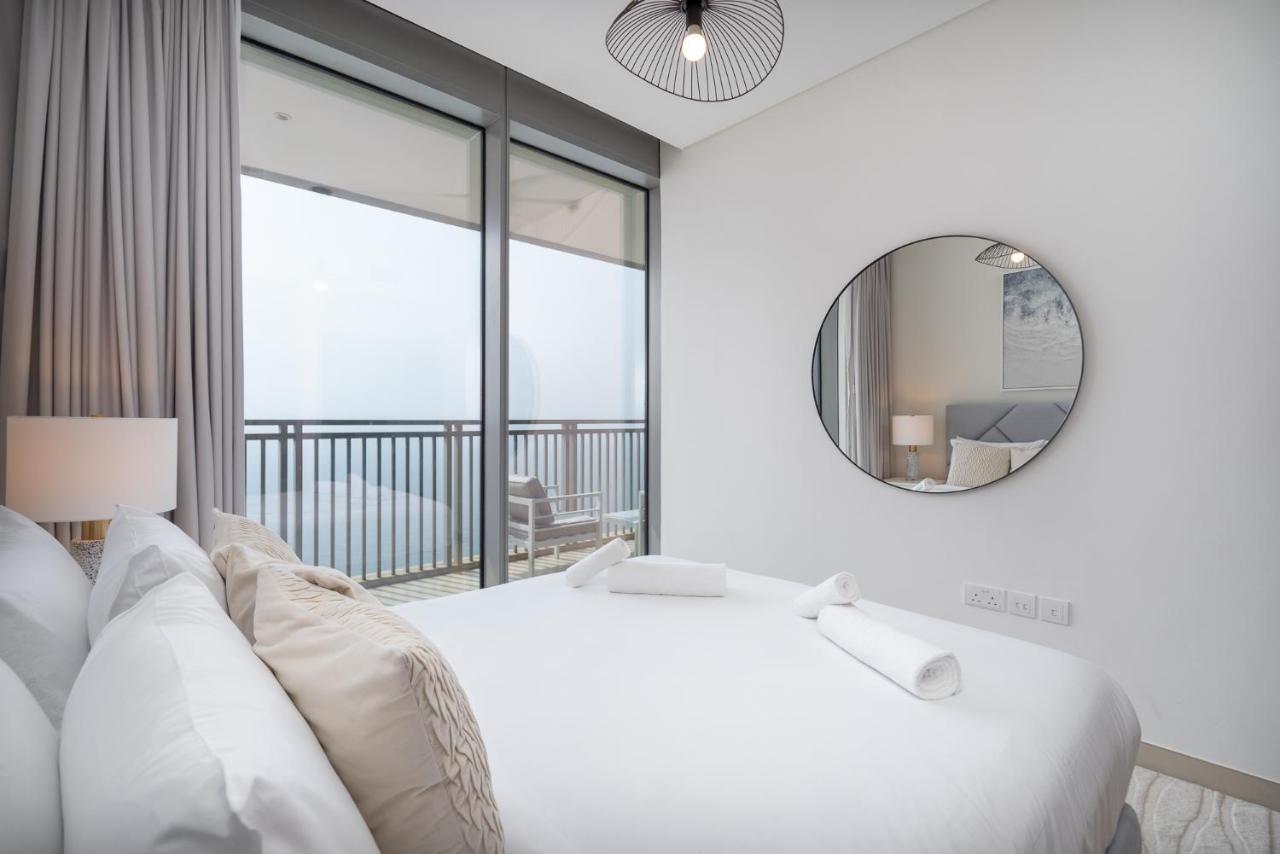 Sunset Spot With Breathtaking View By Suiteable * Dubai